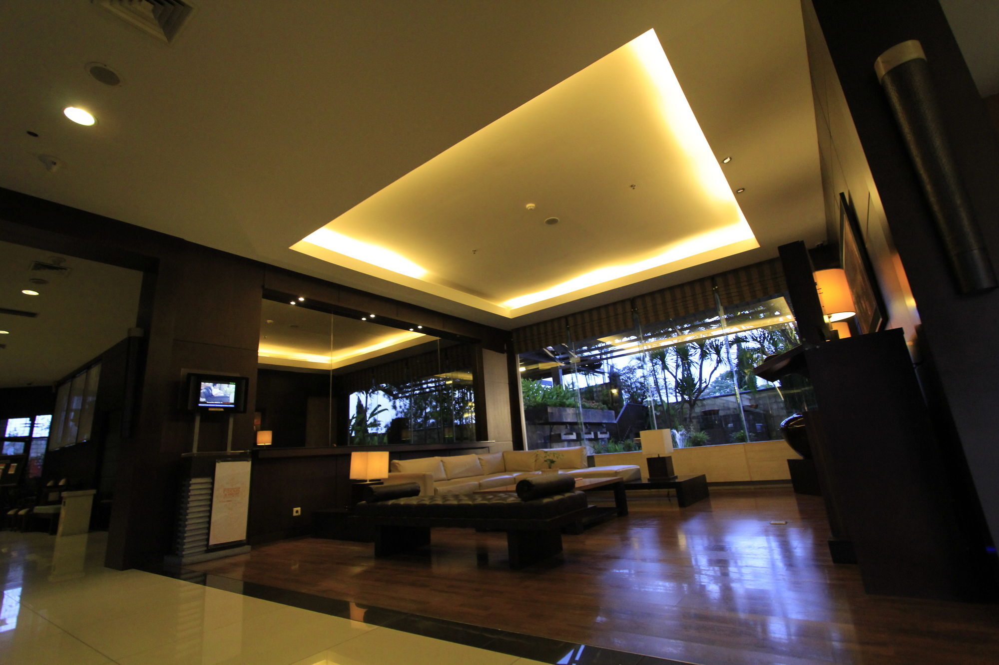 Grand Setiabudi Hotel Bandung Exterior foto